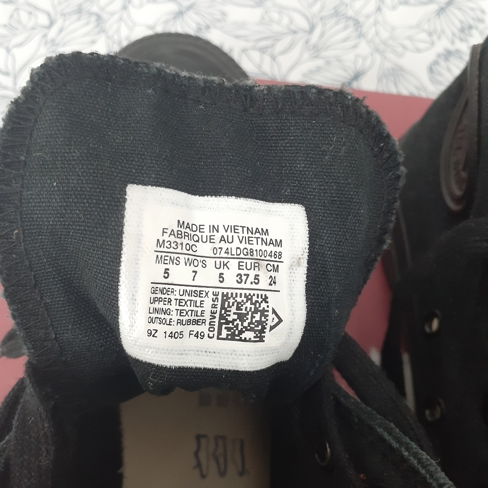 Converse - Picture 7 of 7